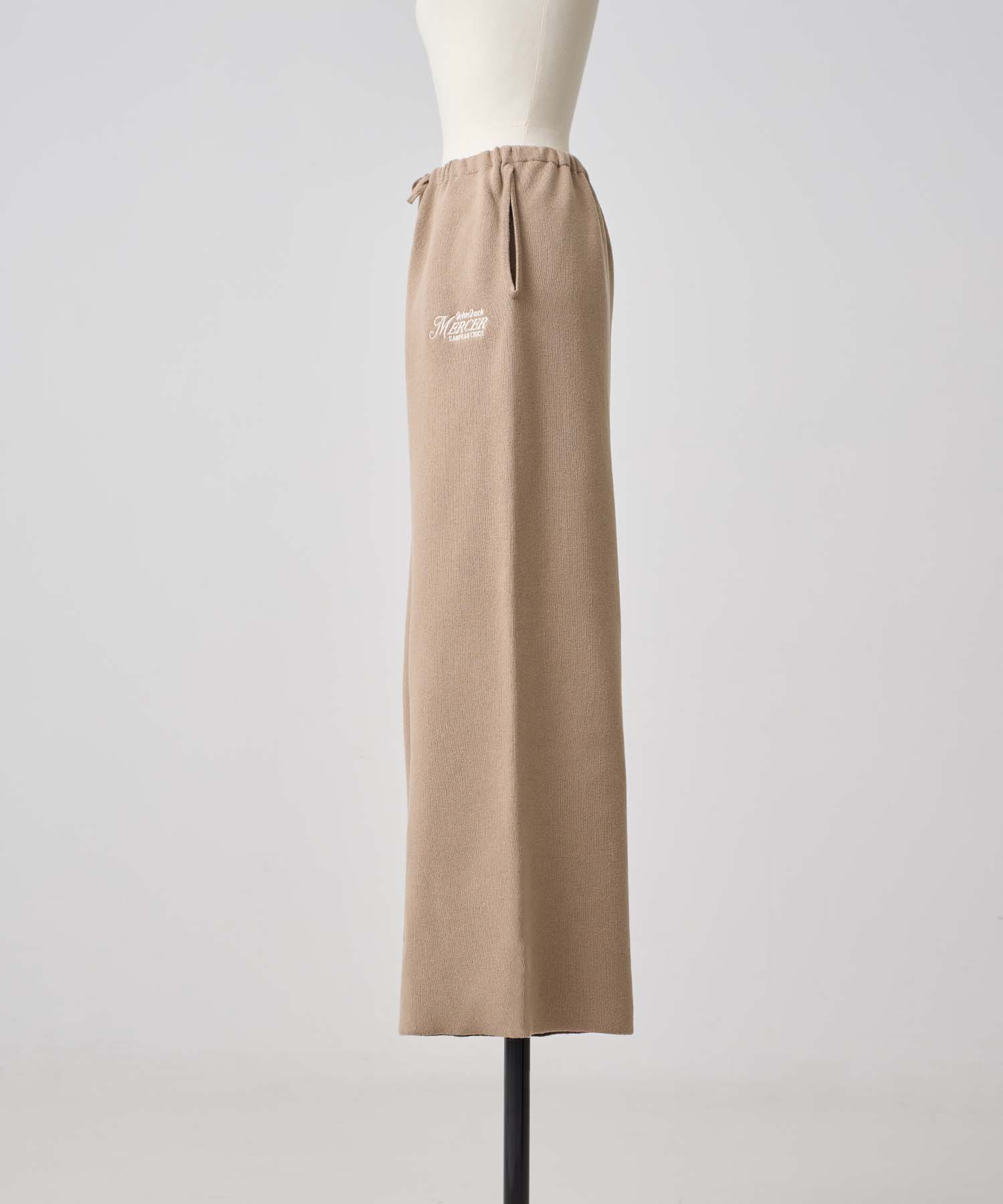 ロゴワイドニットパンツ 26W106 (MOCA)