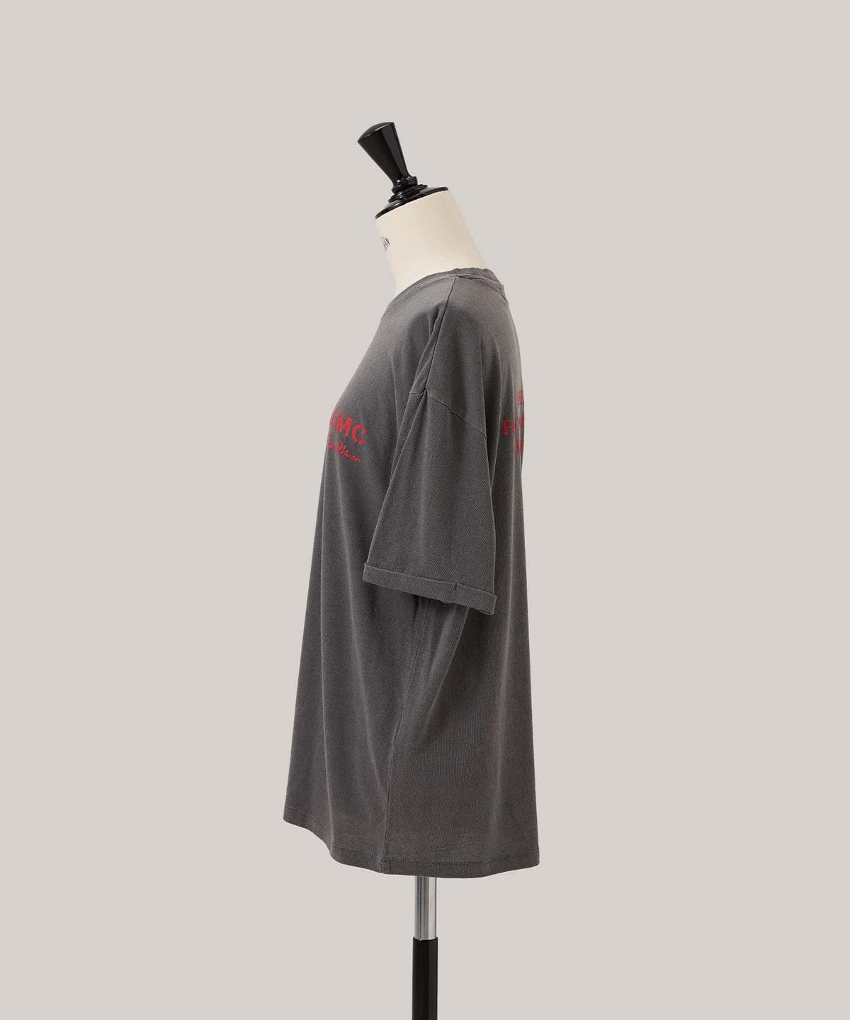 ロゴTシャツ 26W001 (CHACOAL)