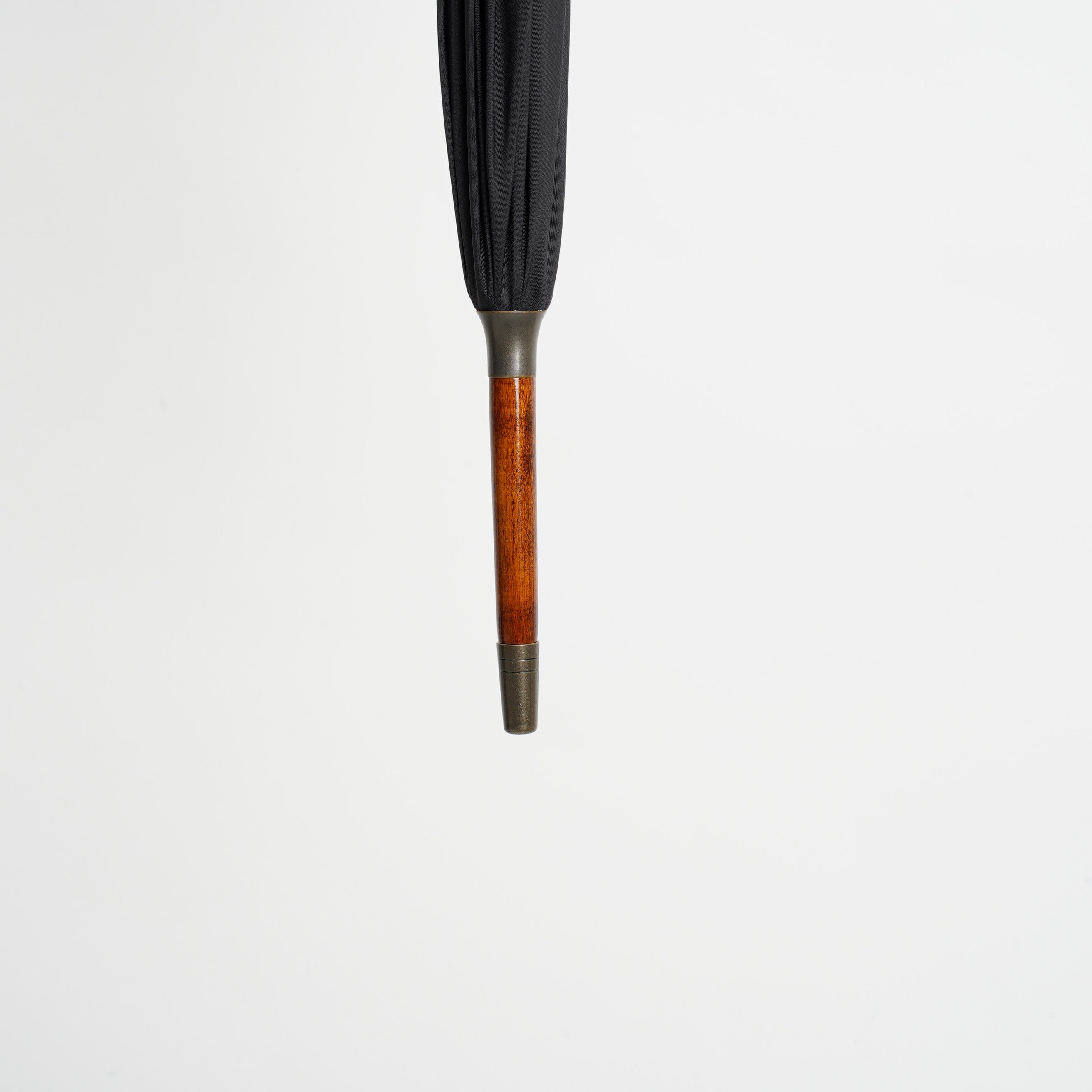 GT1 Hardwood | 長傘 | アーチ型ハンドル | ハードウッド(漆塗 - 拭き漆) | 晴雨兼用傘 - グリニッジ オンラインストア
