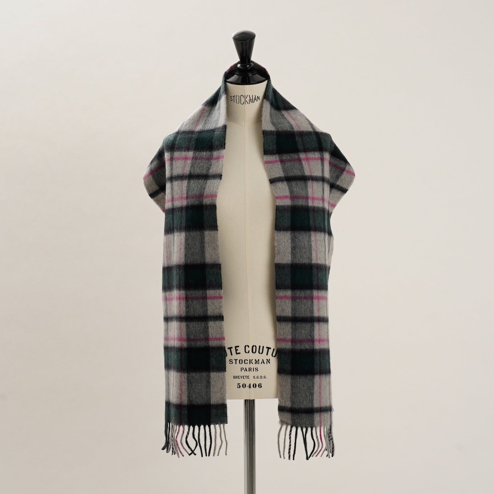 RWC51456 | 25×165 | Classic Plaid Solder C.Navy | SURPLUS