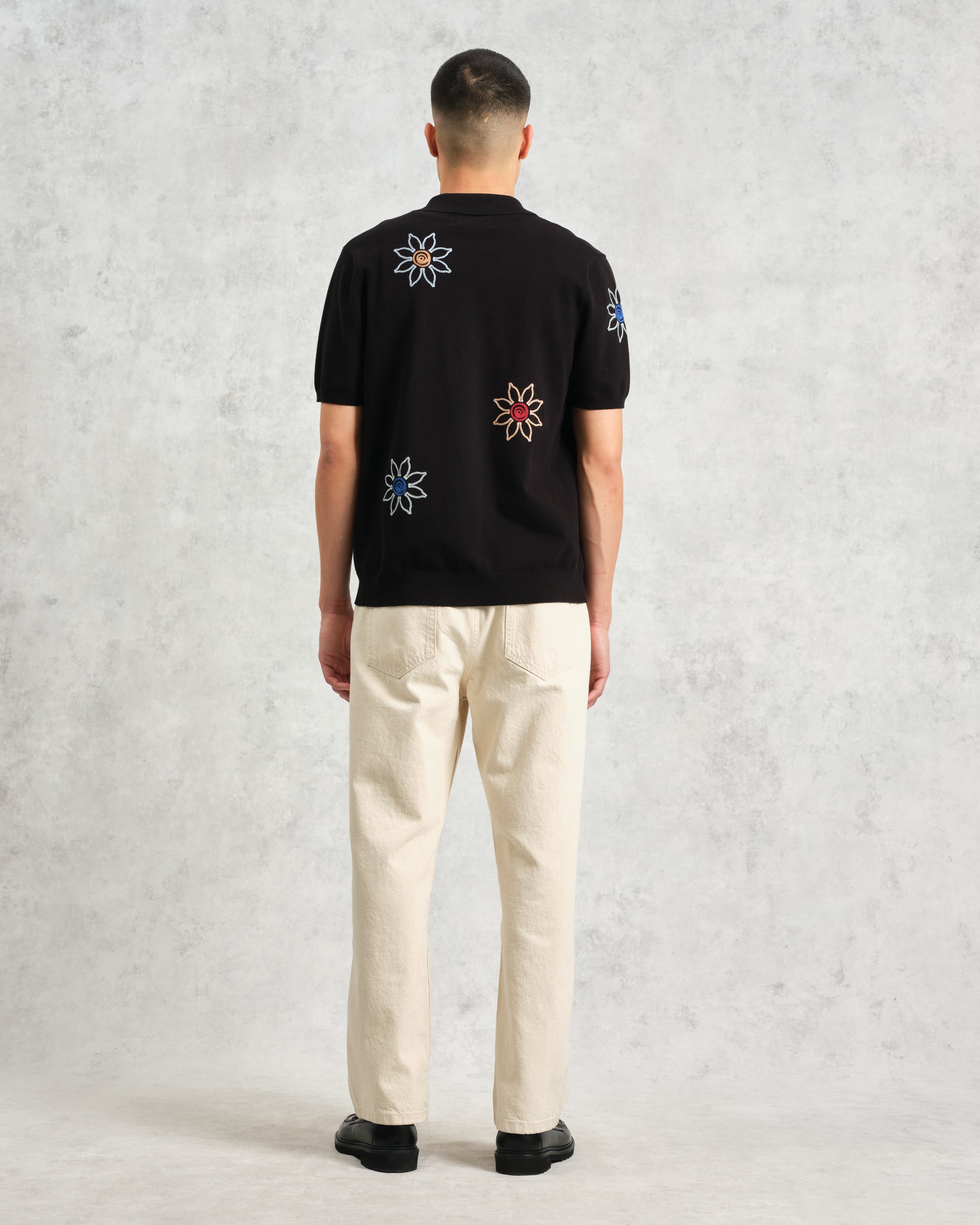 テラーロシャツ FLORAL EMBROIDERY (BLACK/MULTI)
