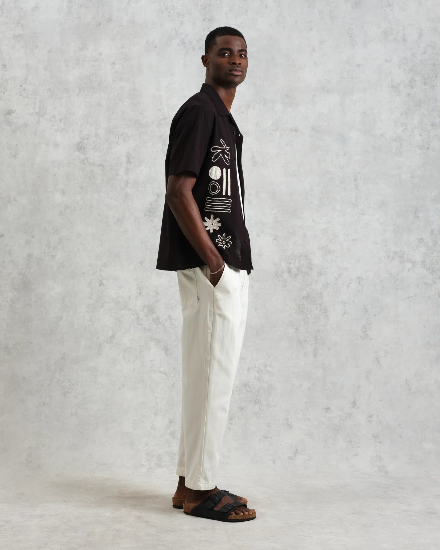 ディドコットシャツ ABSTRACT APPLIQUE (BLACK/ECRU)