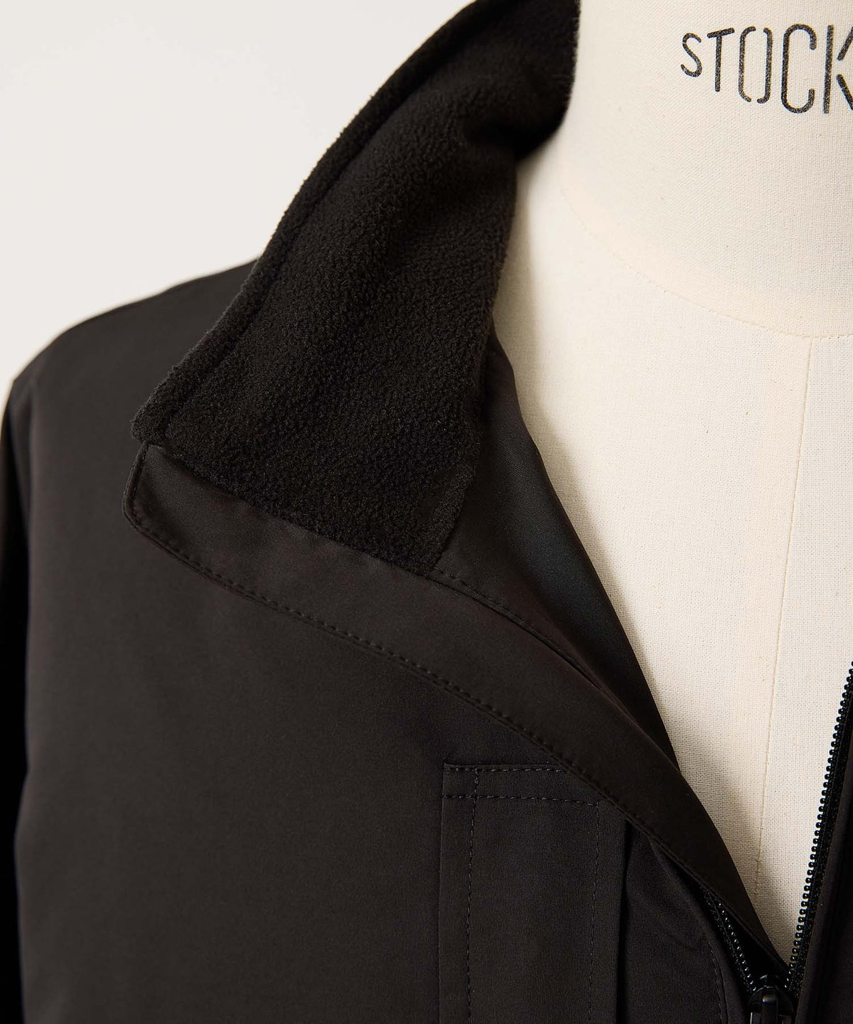 PACKABLE DOWN ZIP BLOUSON CHM26W002 (BLACK)