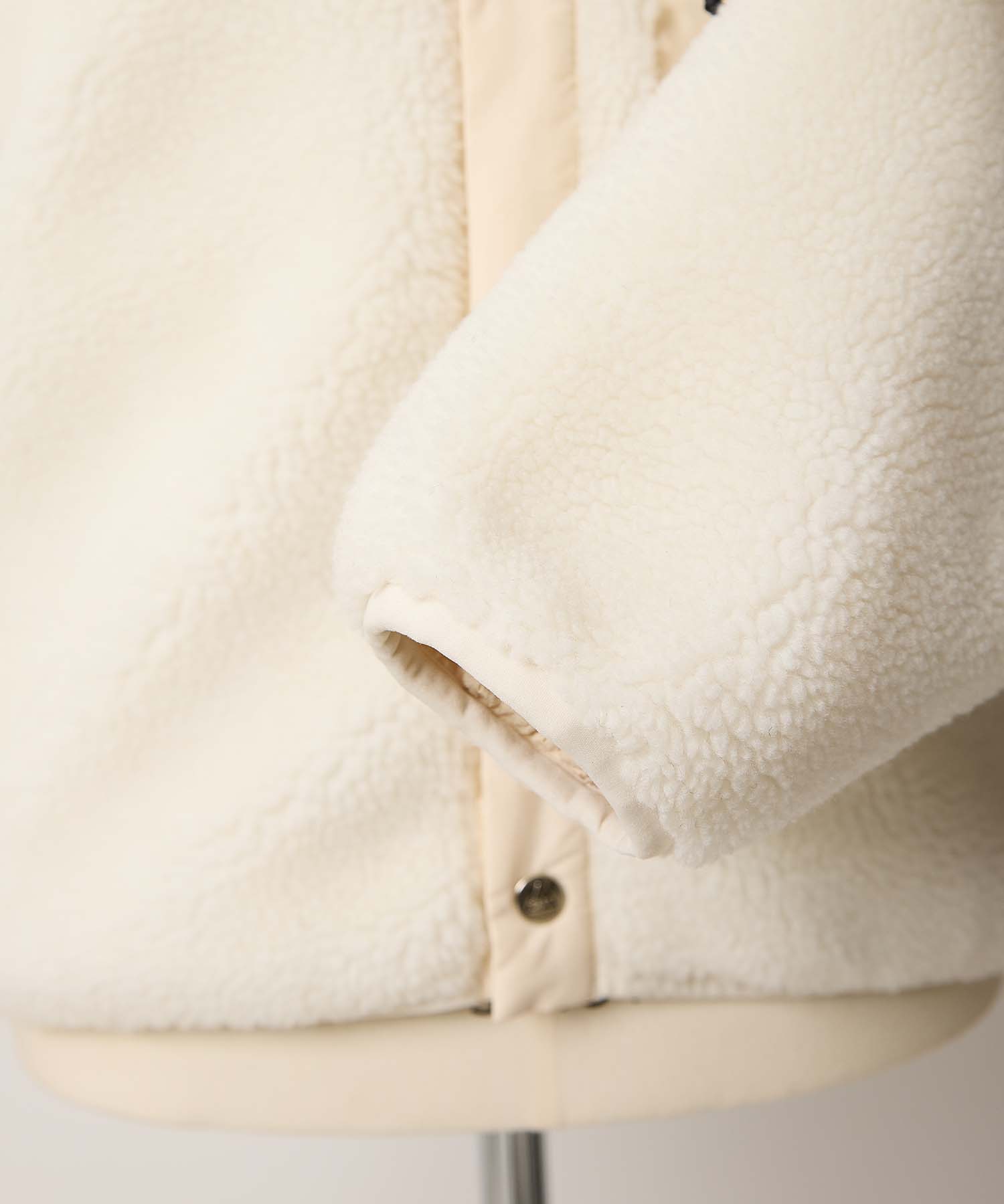SHORT BOA FLEECE CHW26W050 (ECRU)