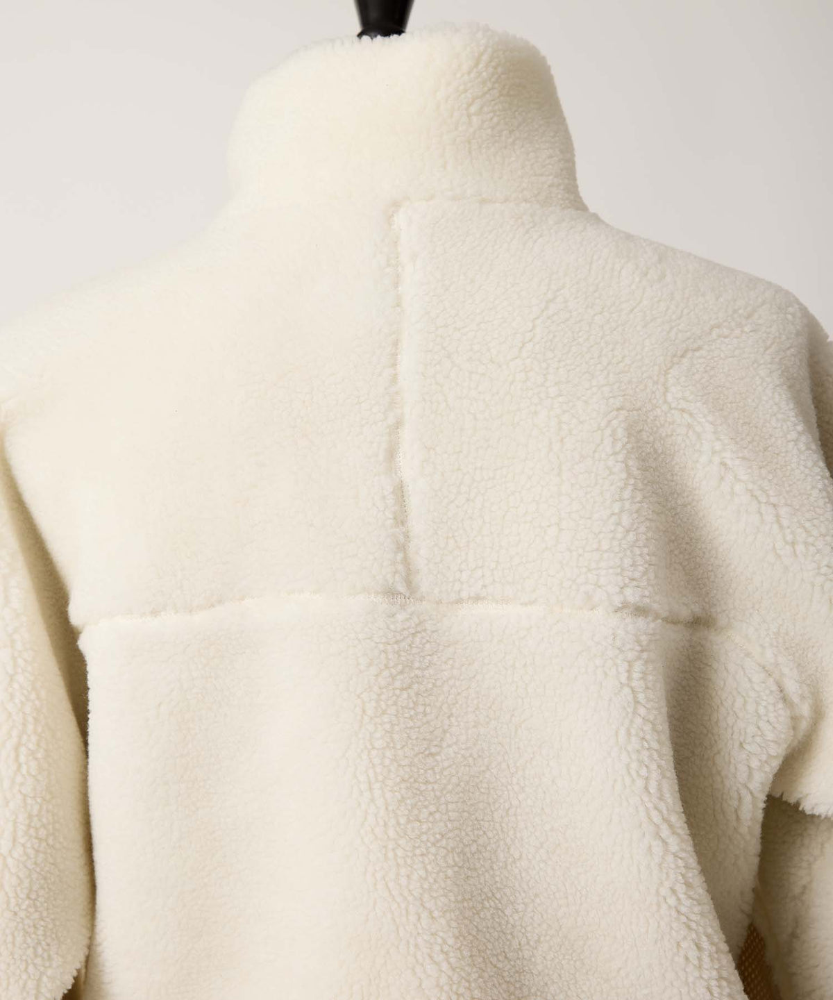 SHORT BOA FLEECE CHW26W050 (ECRU)