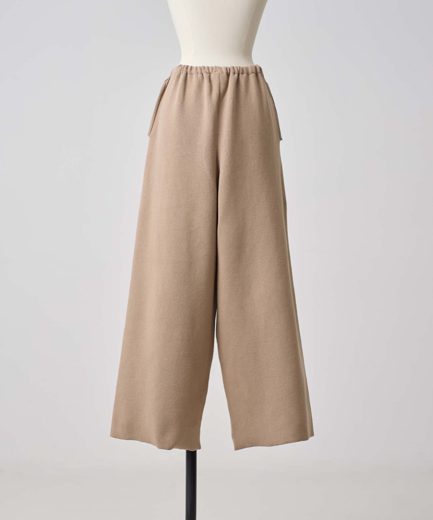 ロゴワイドニットパンツ 26W106 (MOCA)