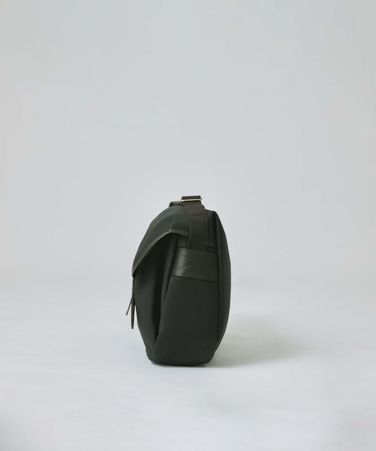 スタジオサッチェル 3ポケット (BLACK)