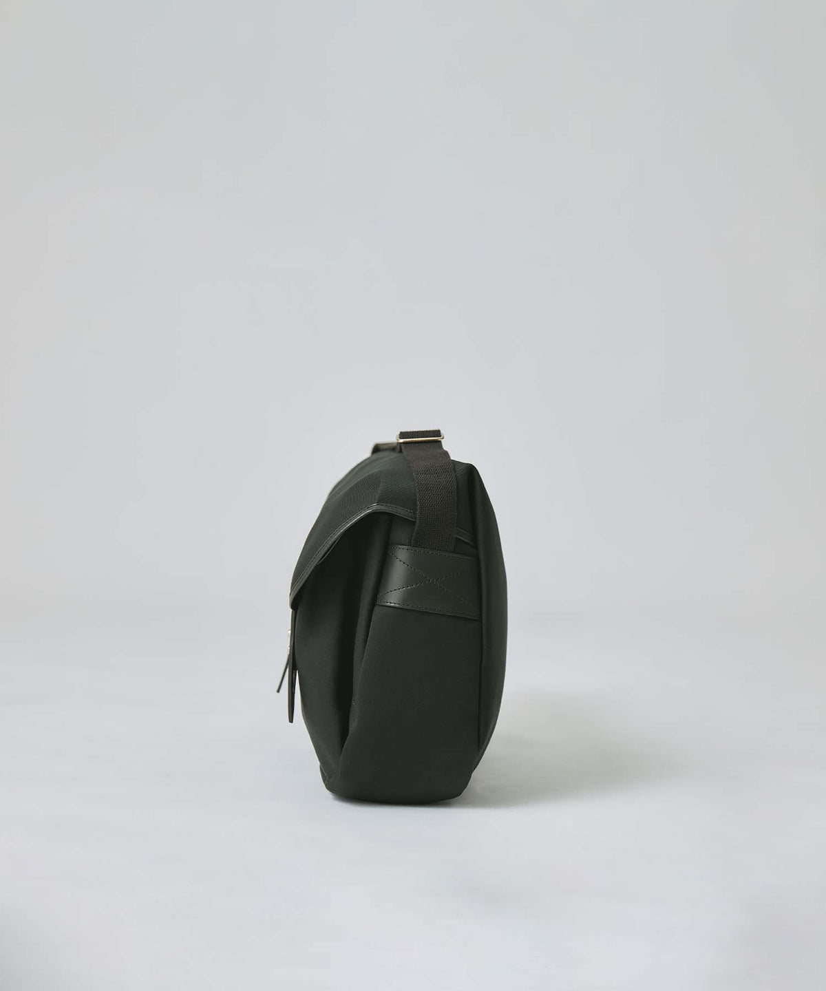 スタジオサッチェル 3ポケット (BLACK)
