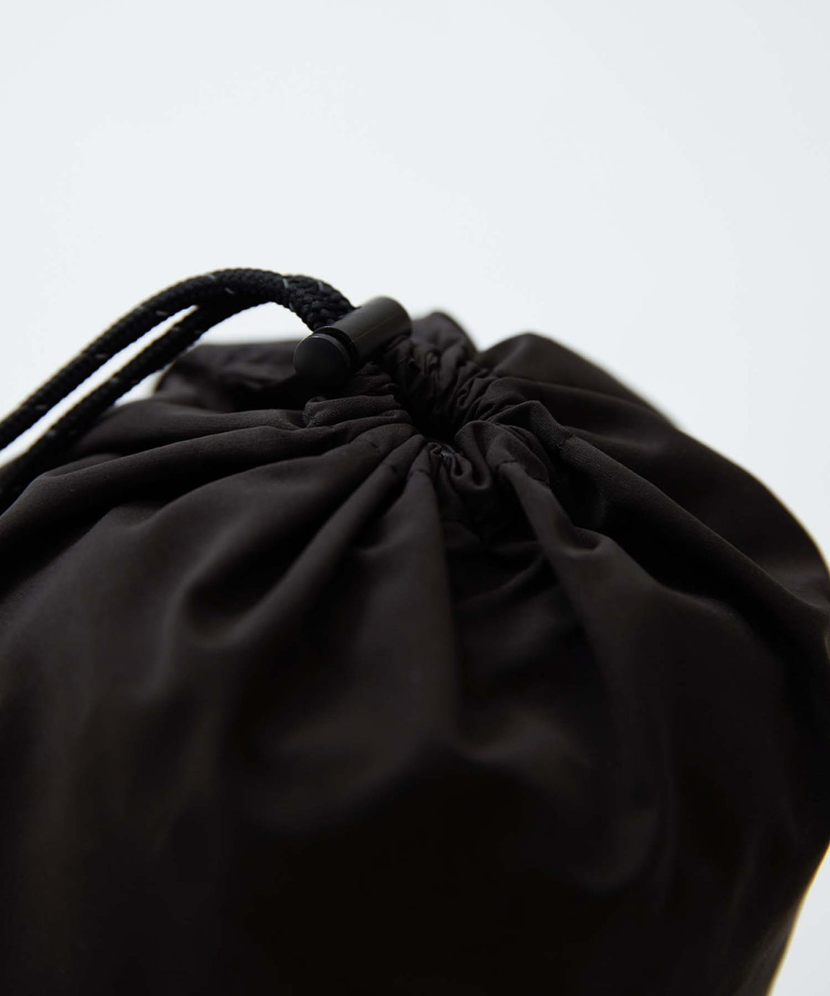 PACKABLE DOWN ZIP BLOUSON CHM26W002 (BLACK)
