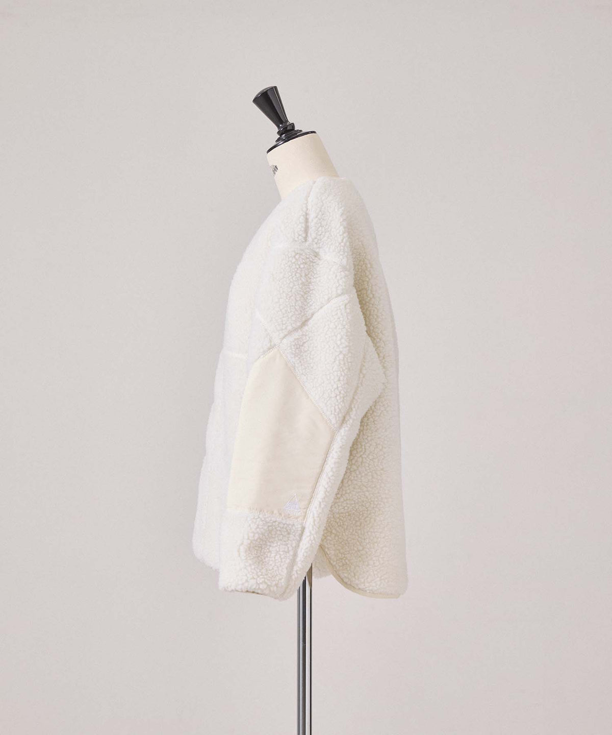 KINSELLA REVERSIBLE DOWN JACKET (キンセラ) CHU26W001 (ECRU)