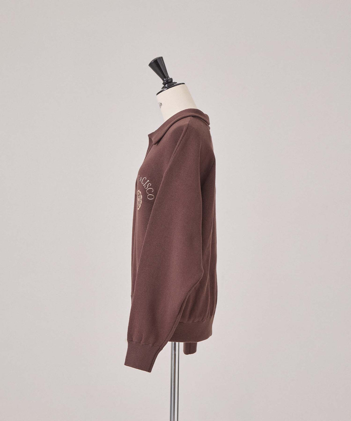 スキッパーロゴニット 26W102 (BROWN)
