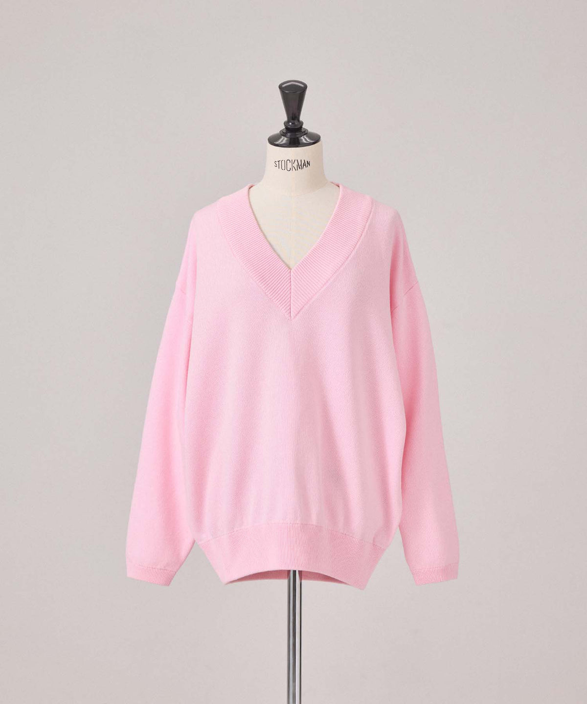 Vネックバックロゴニット 26W100 (PINK)