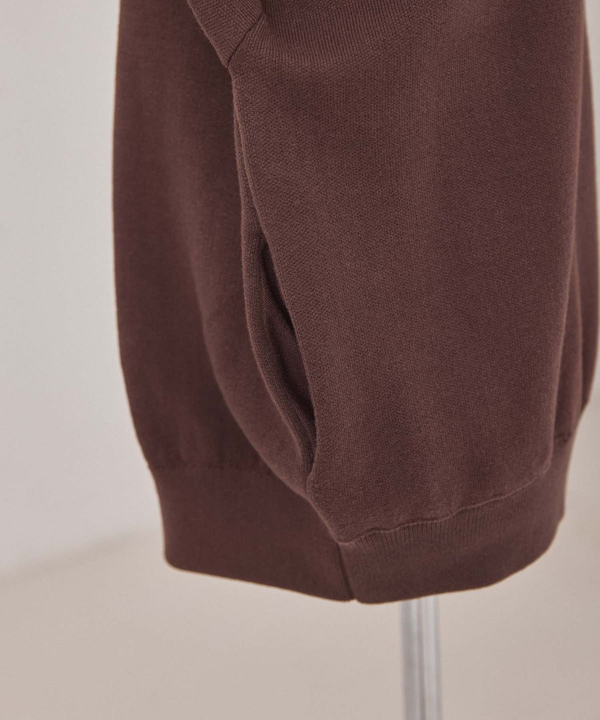 スキッパーロゴニット 26W102 (BROWN)