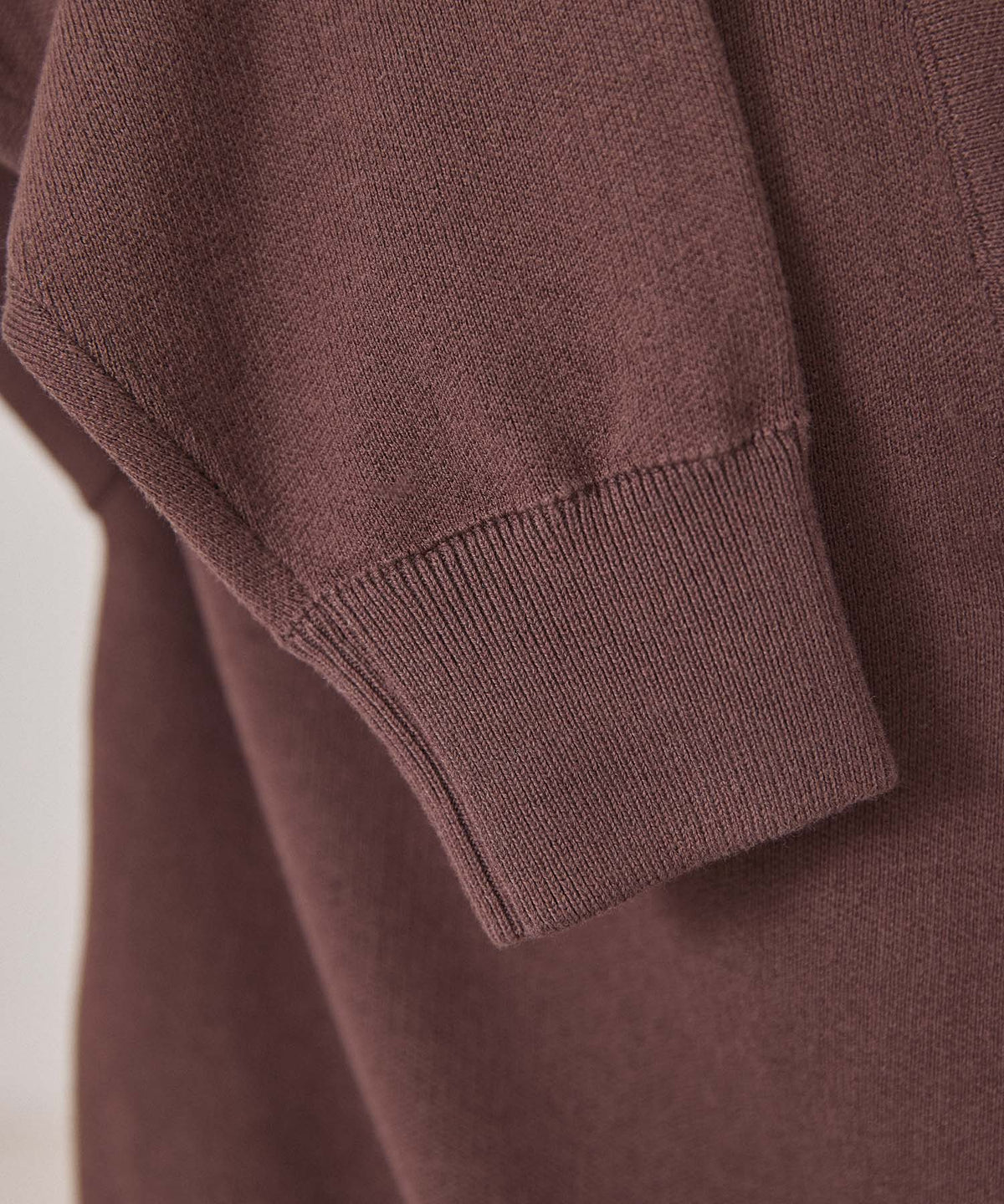 スキッパーロゴニット 26W102 (BROWN)