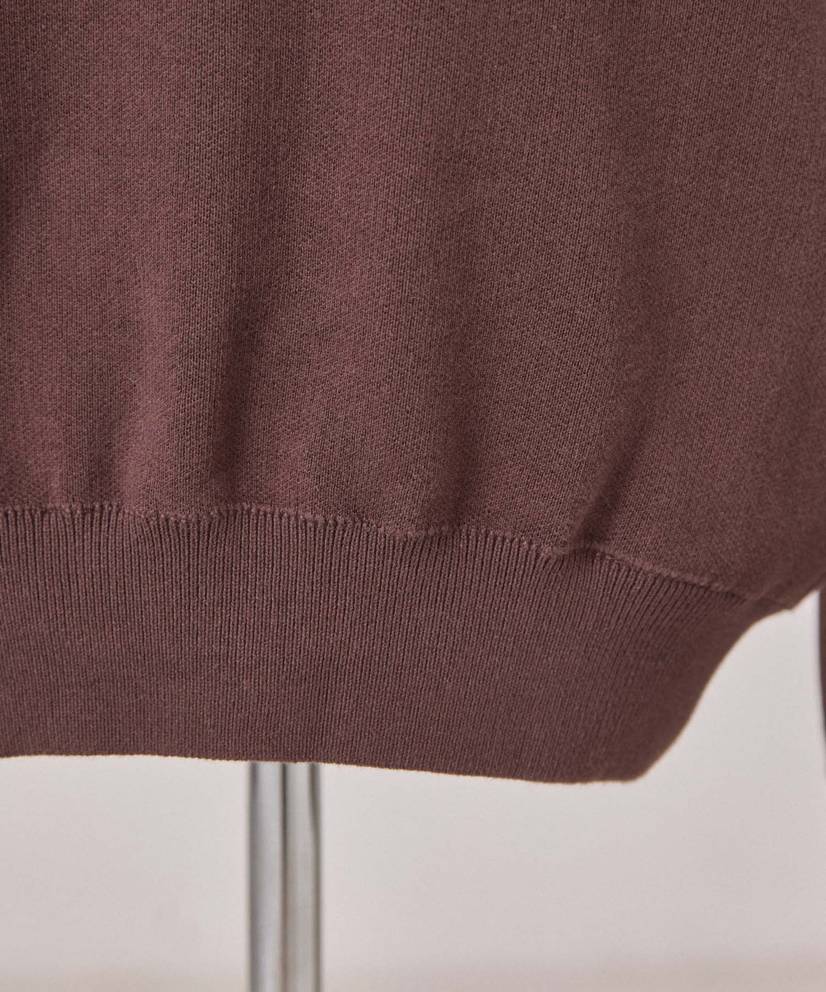 スキッパーロゴニット 26W102 (BROWN)