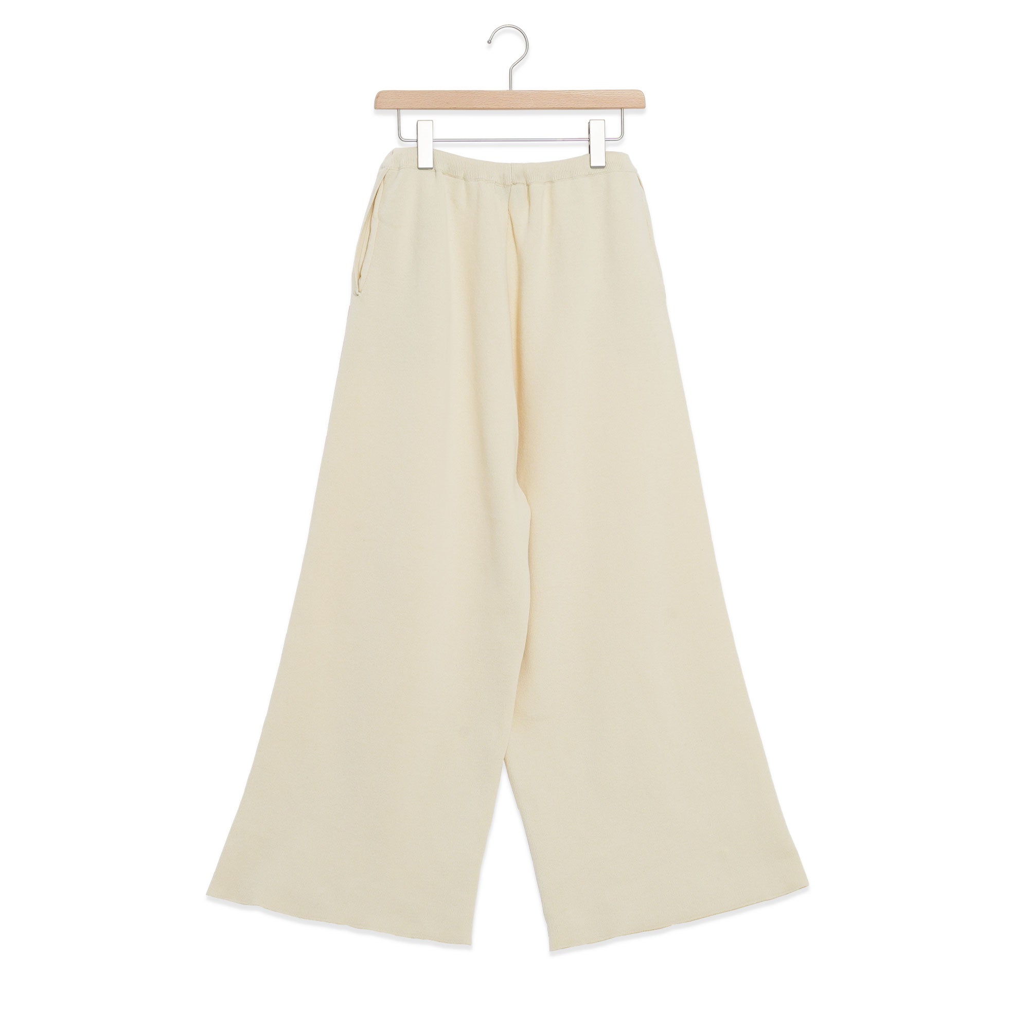 ロゴニットパンツ 25W53A