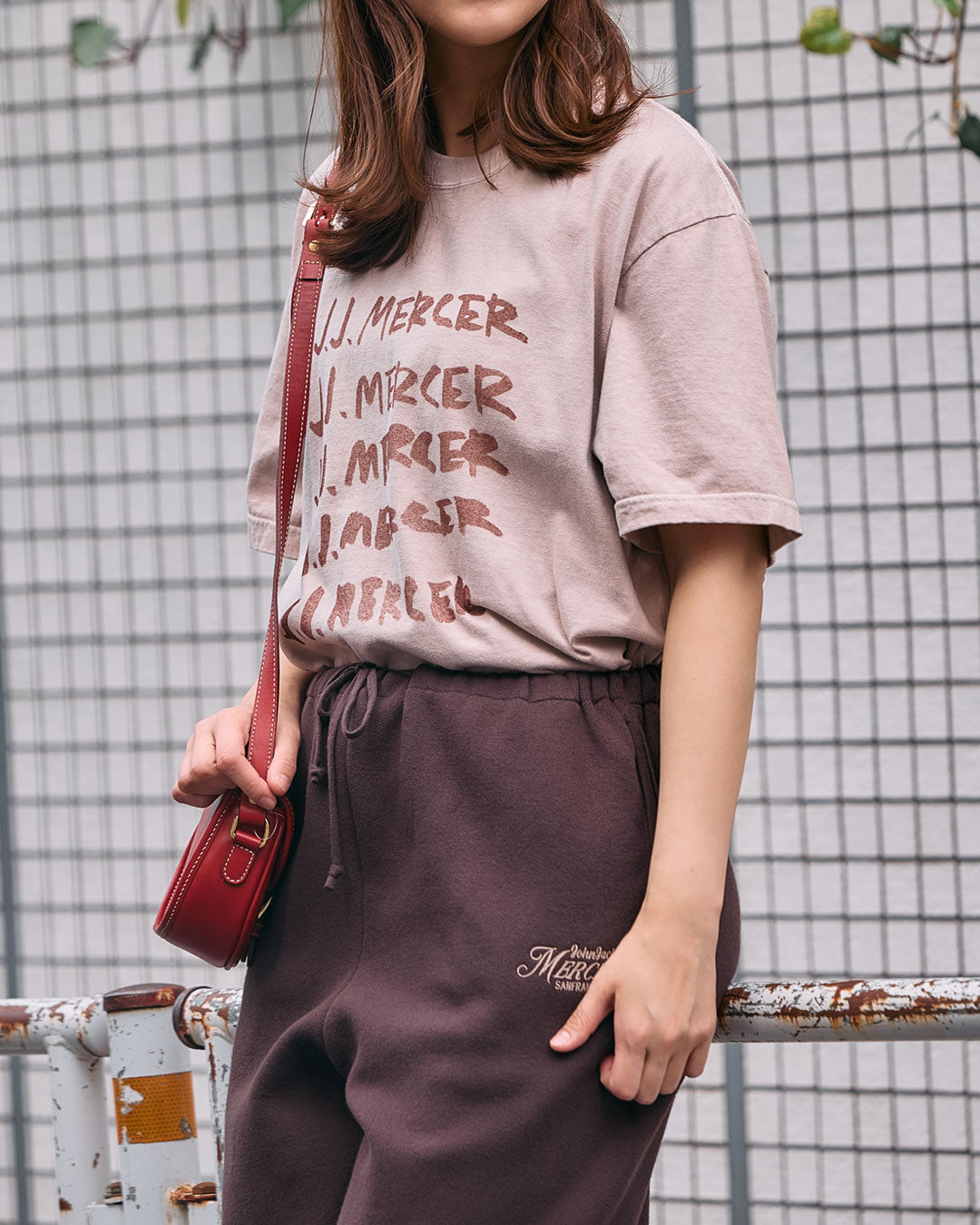 ロゴTシャツ 26W012 (BEIGE)