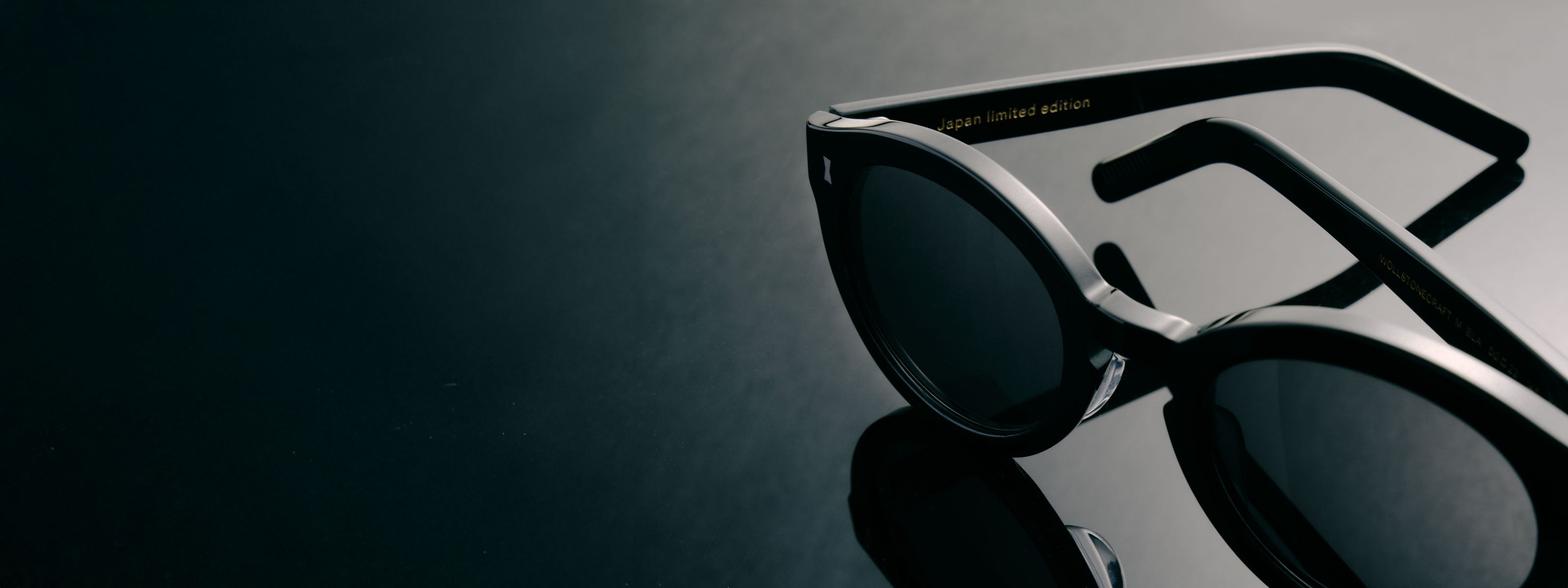 黒縁メガネ　cubits Cruikshank: Thick-rimmed square glasses | Cubitts