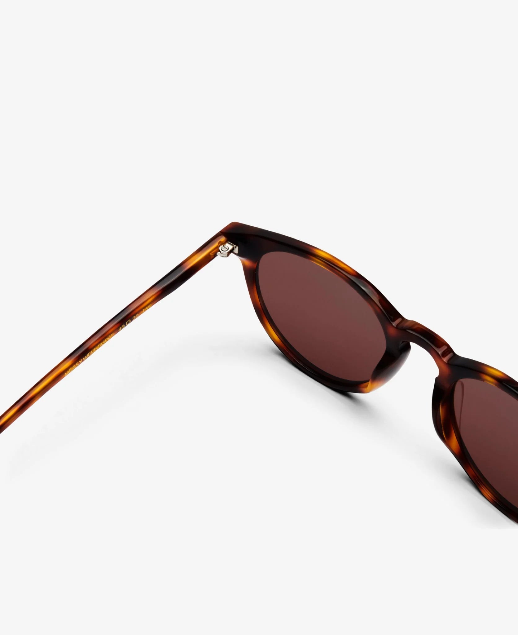 DEPP Tortoise Brown