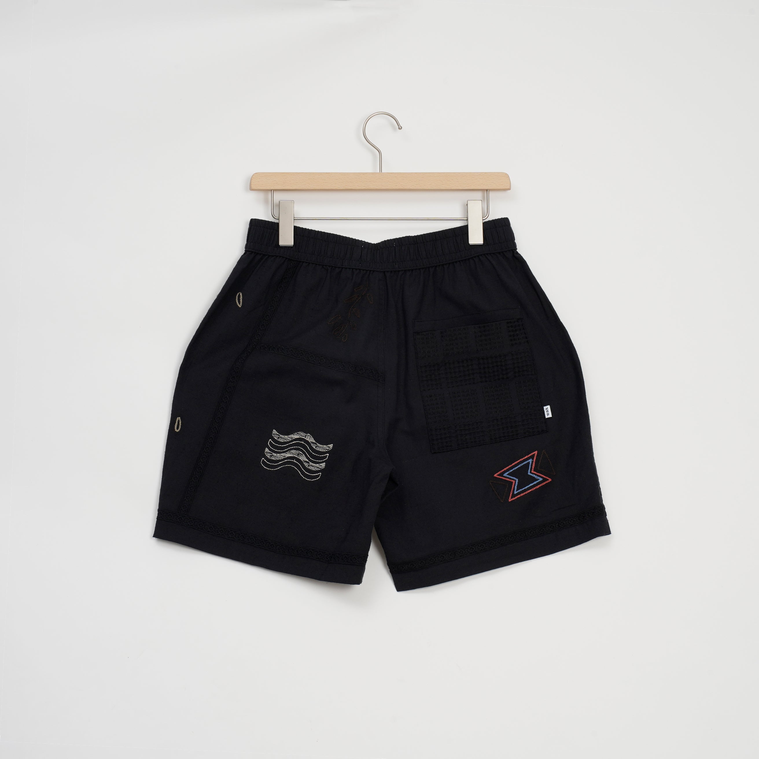 カートショーツ DOODLE EMBROIDERY (NAVY/MULTI)