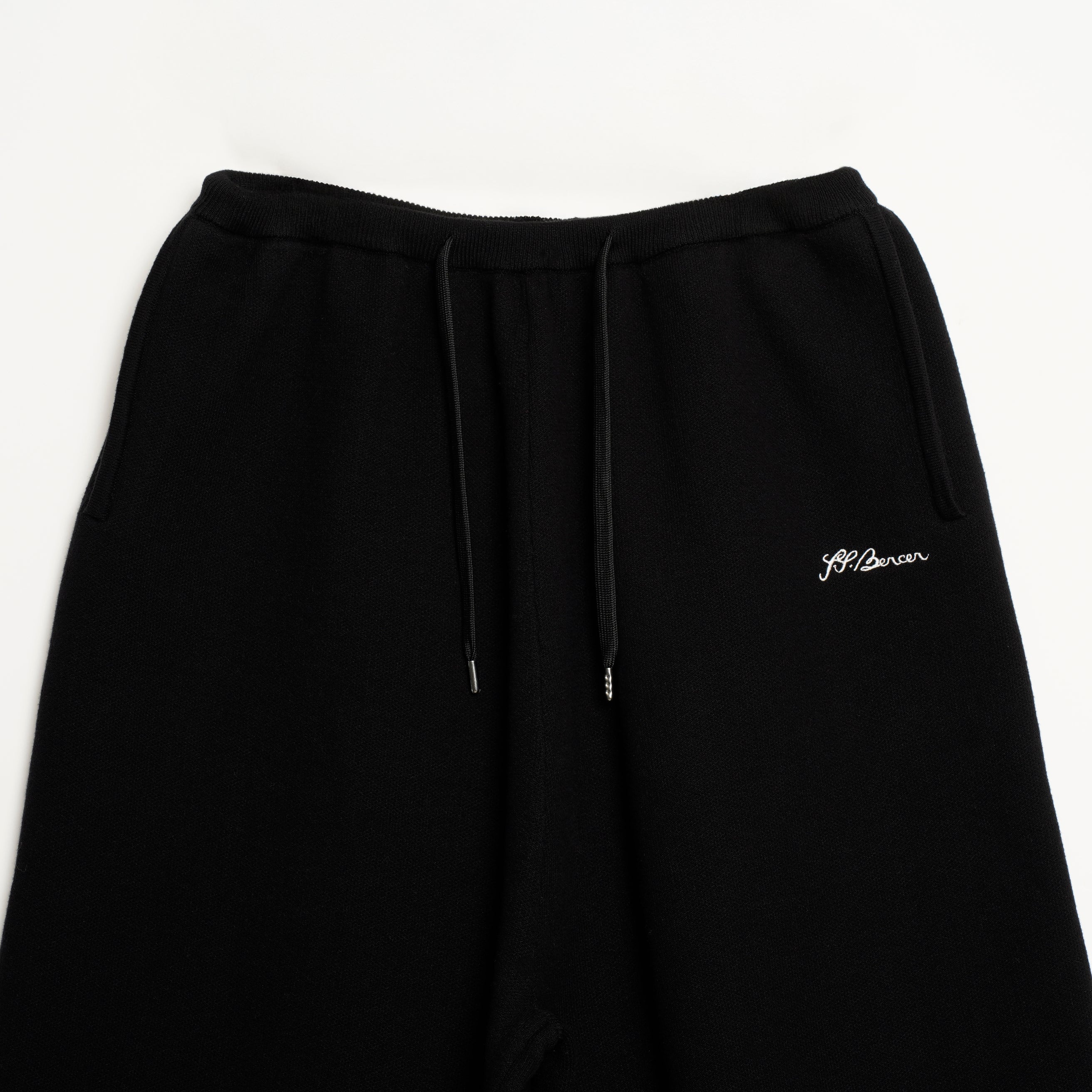 ロゴニットパンツ 25W53B