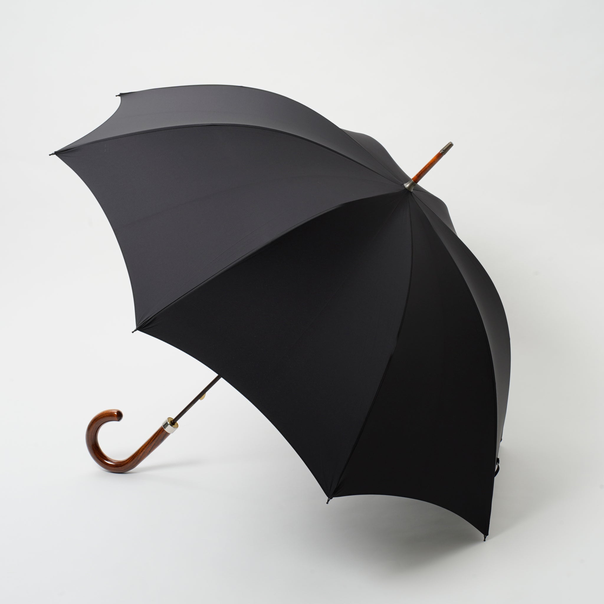 GT1 Hardwood | 長傘 | アーチ型ハンドル | ハードウッド(漆塗 - 拭き漆) | 晴雨兼用傘 - グリニッジ オンラインストア