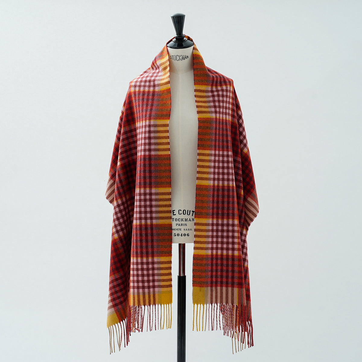 未使用　チェザレ•アットリーニ　カシミアストール 未使用 チェザレ•アットリーニ カシミアストール - メルカリ