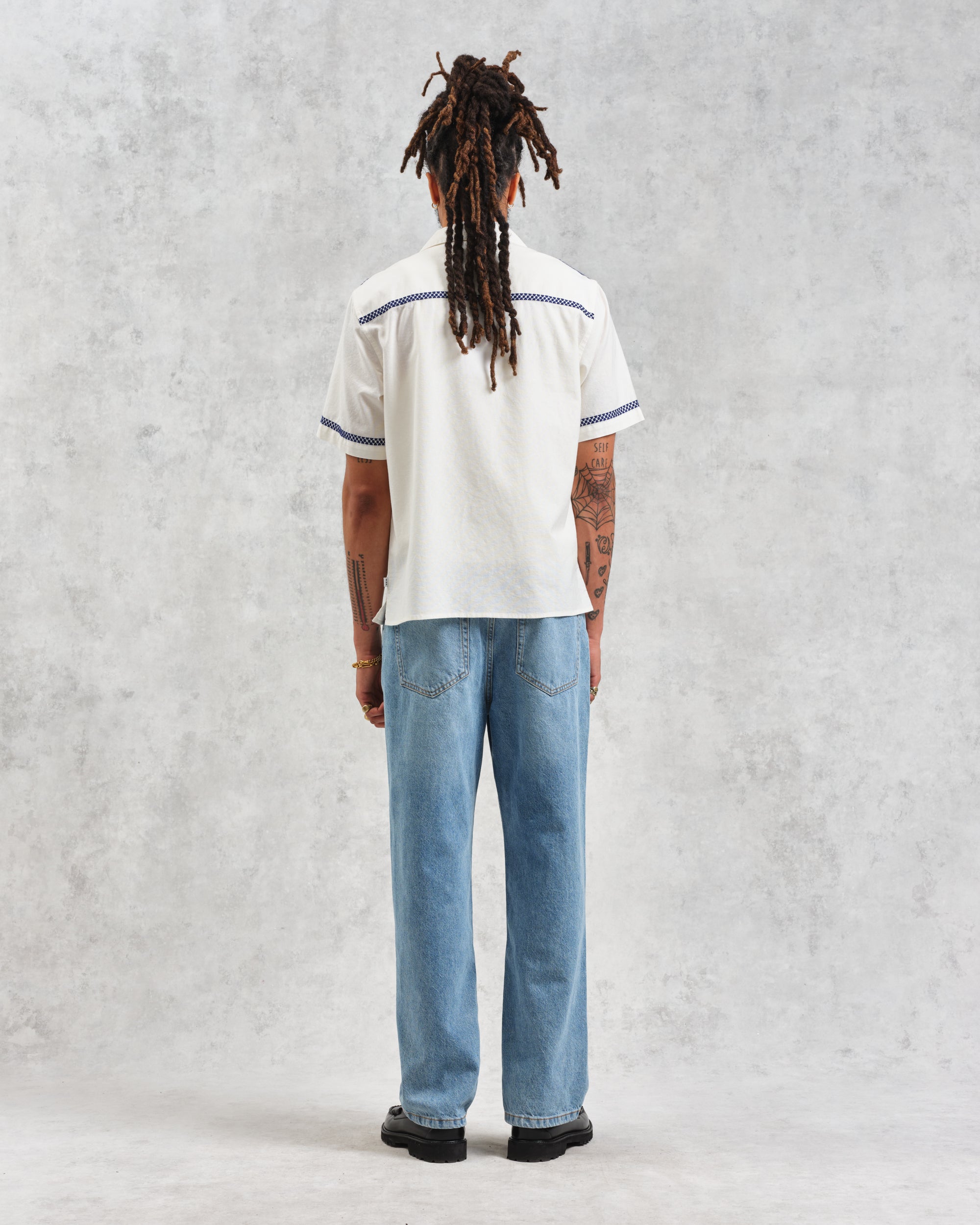 ディドコットシャツ CREST MOTIF (ECRU/BLUE)