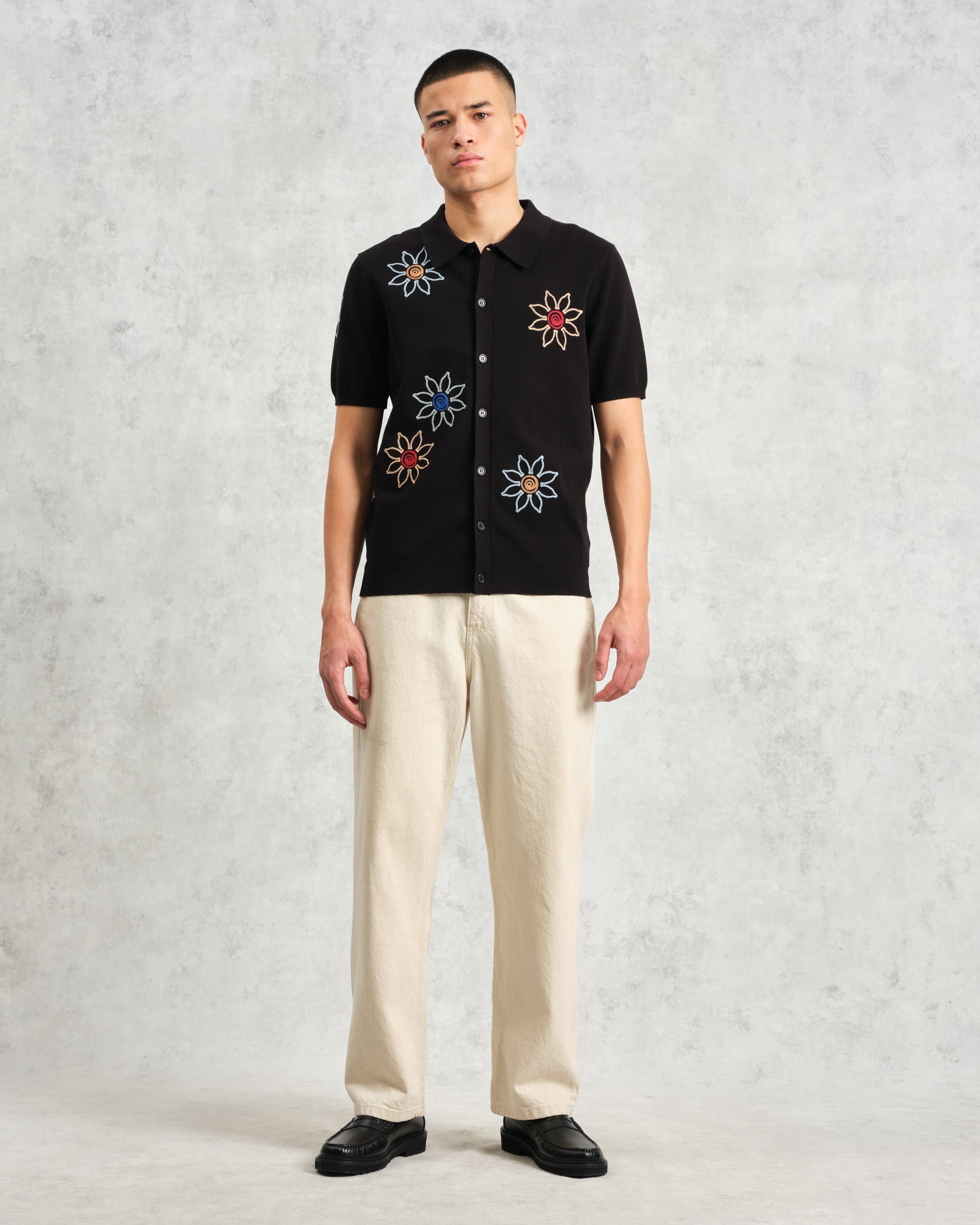 テラーロシャツ FLORAL EMBROIDERY (BLACK/MULTI)