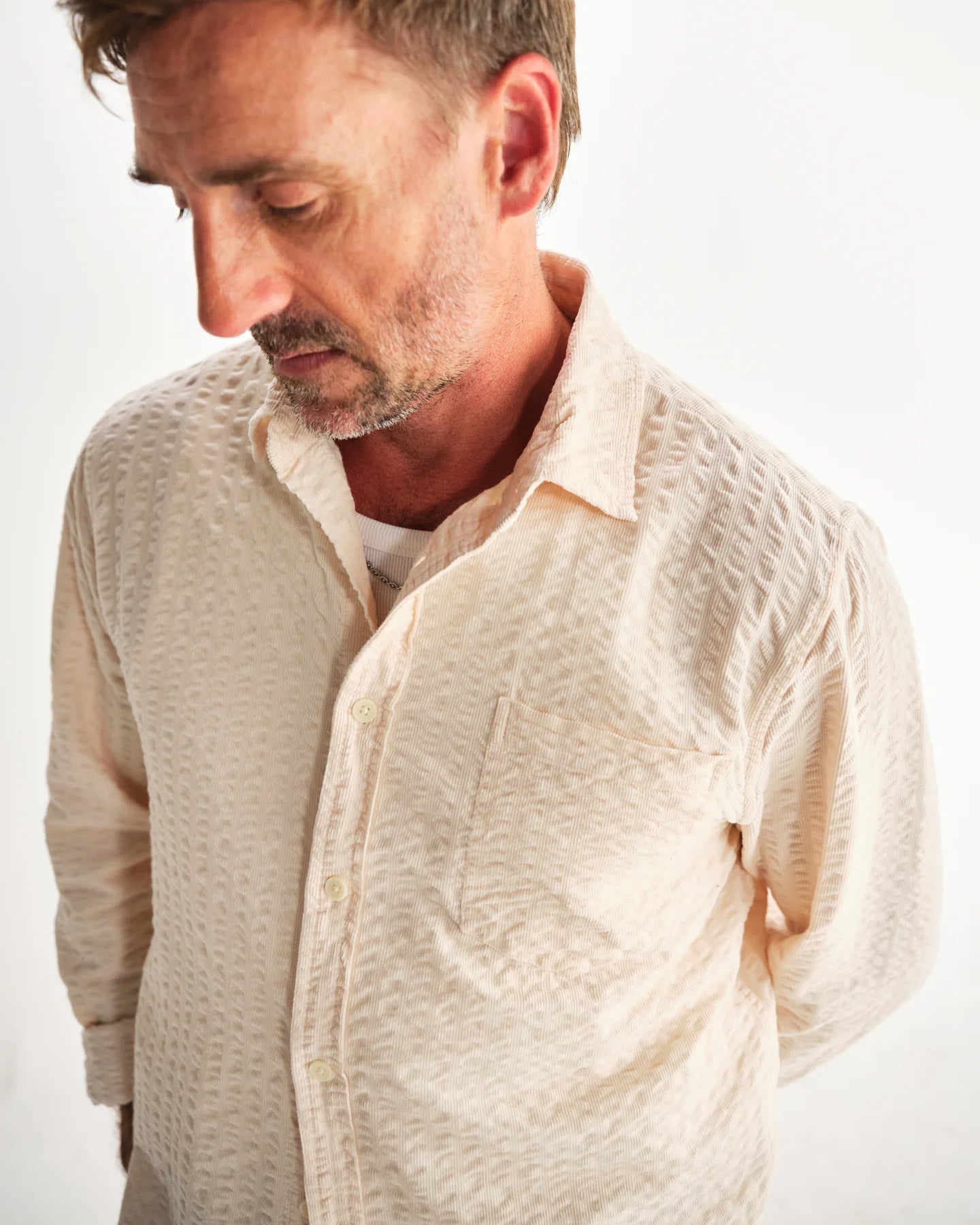 シェリーシャツ SEERSUCKER CORD (STONE) - グリニッジ オンラインストア