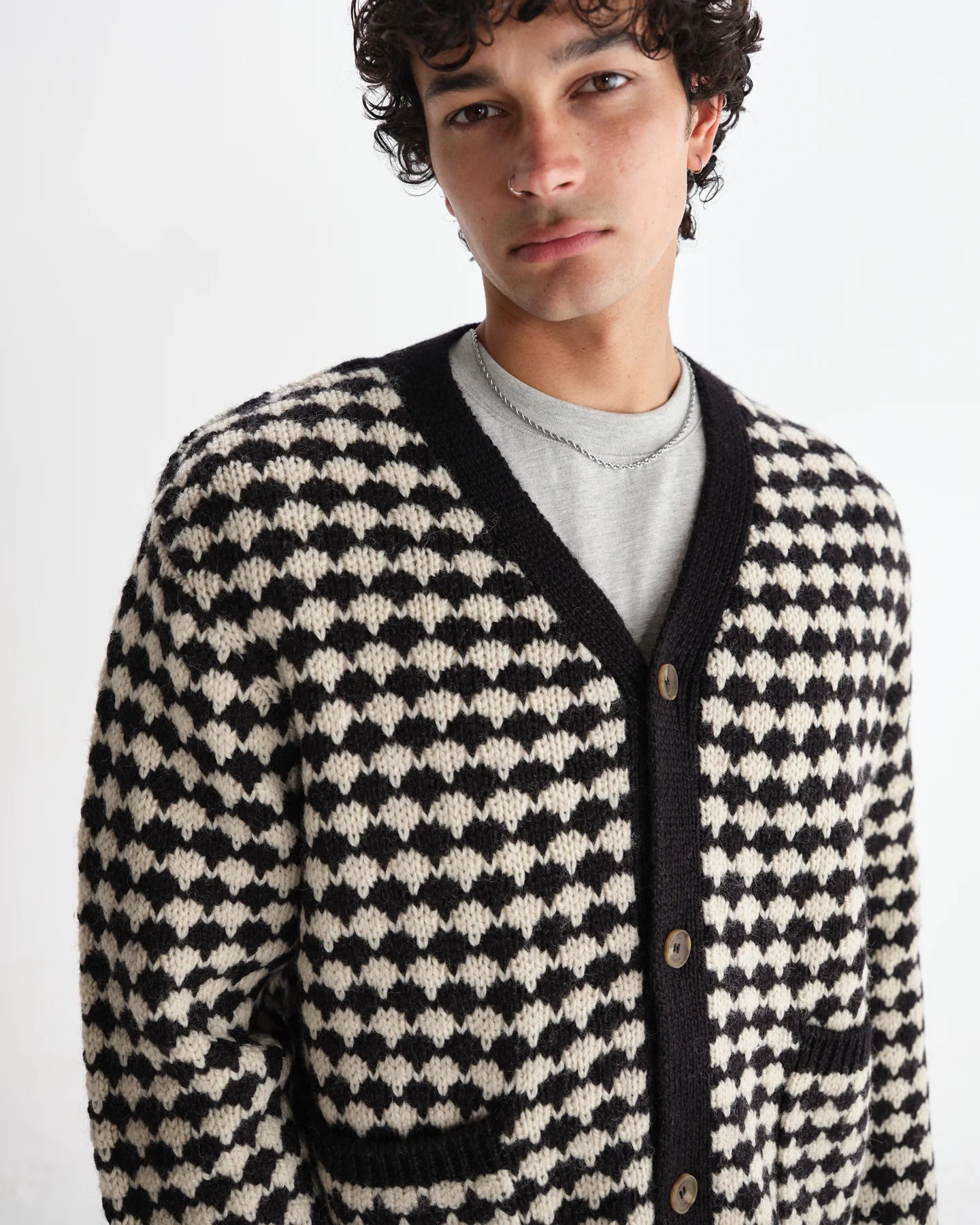 ウォーカーカーディガン BUBBLE KNIT (BLACK/ECRU)