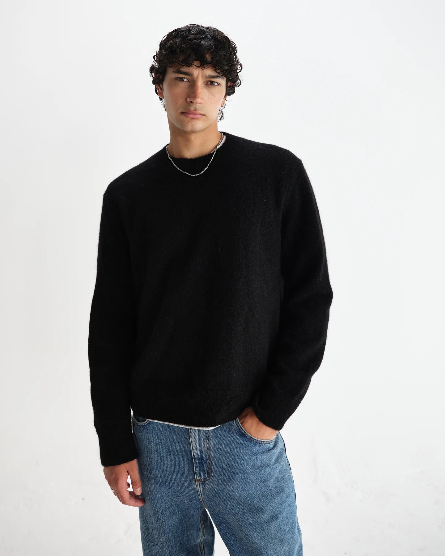 【予約】ワイルドクルー FLUFFY WOOL BLEND (BLACK)
