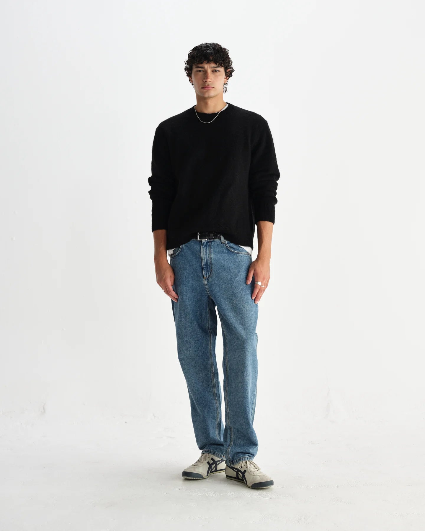 【予約】ワイルドクルー FLUFFY WOOL BLEND (BLACK)