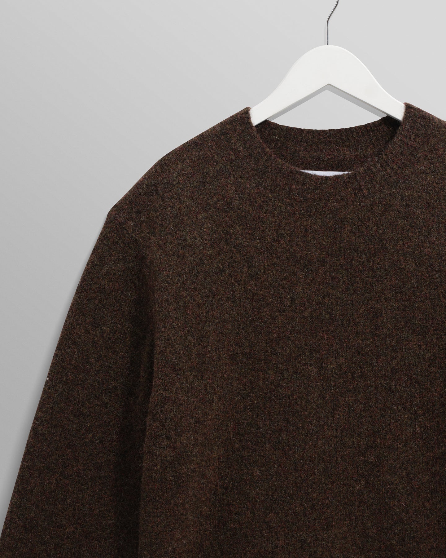 【予約】ワイルドクルー FLUFFY WOOL BLEND (BROWN)