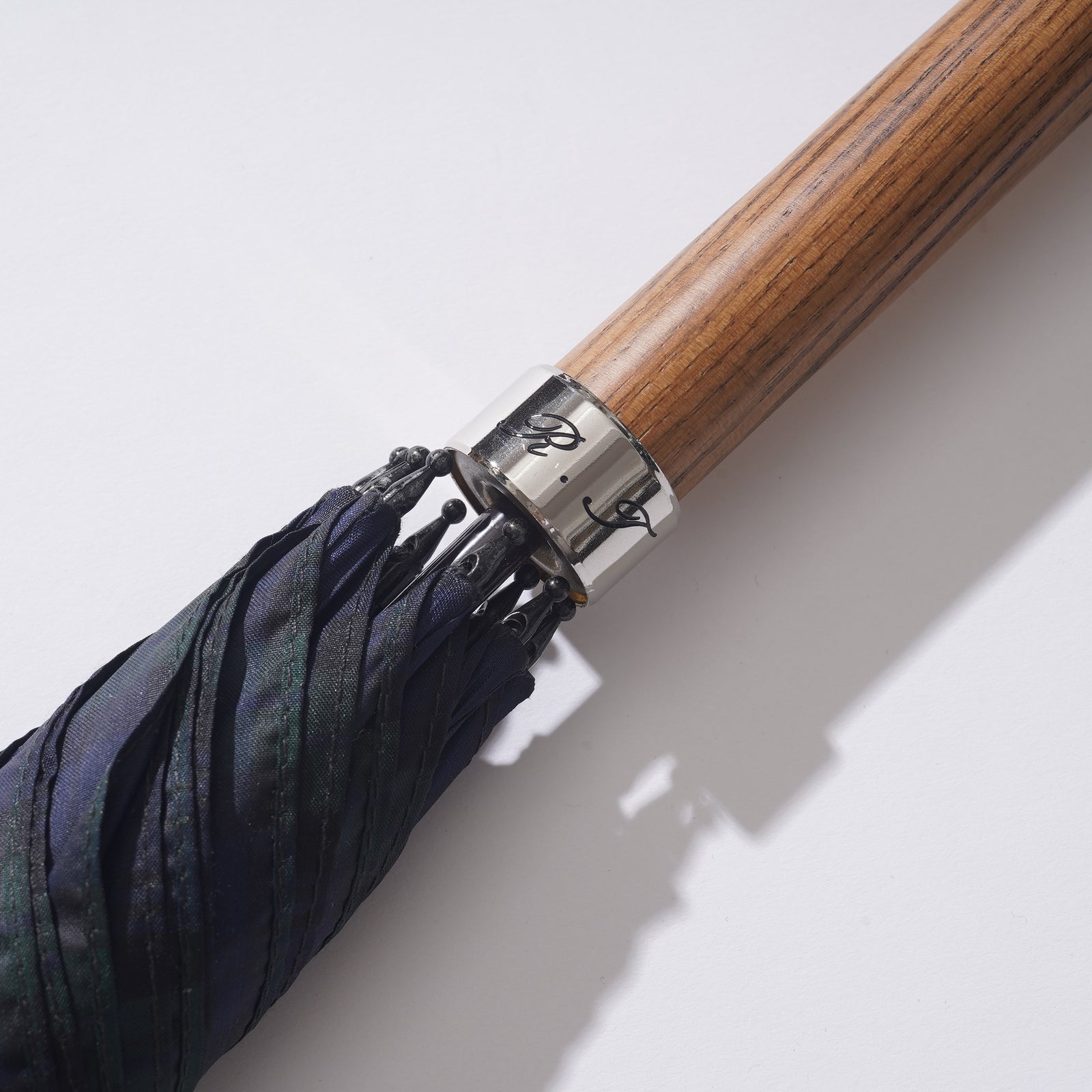 太宰治 コロンスプレー ロングセラー防水スプレー『アメダス』に機能性をプラスした